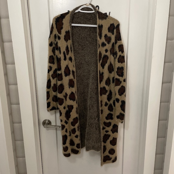 Sweet Lovely by Jen M/L Gorgeous Fuzzy Cardigan - Picture 1 of 2